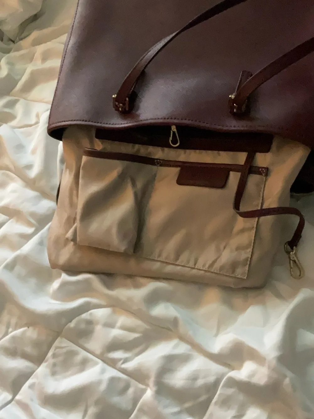 Michael Kors tore handbag - Picture 8 of 11
